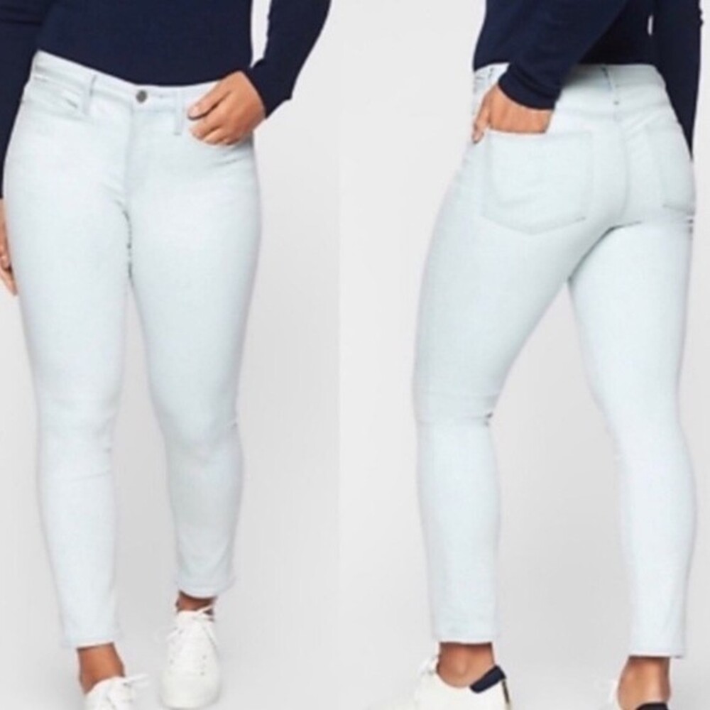 Athleta Light Blue Sculptek Skinny Cropped jeans NEW 4